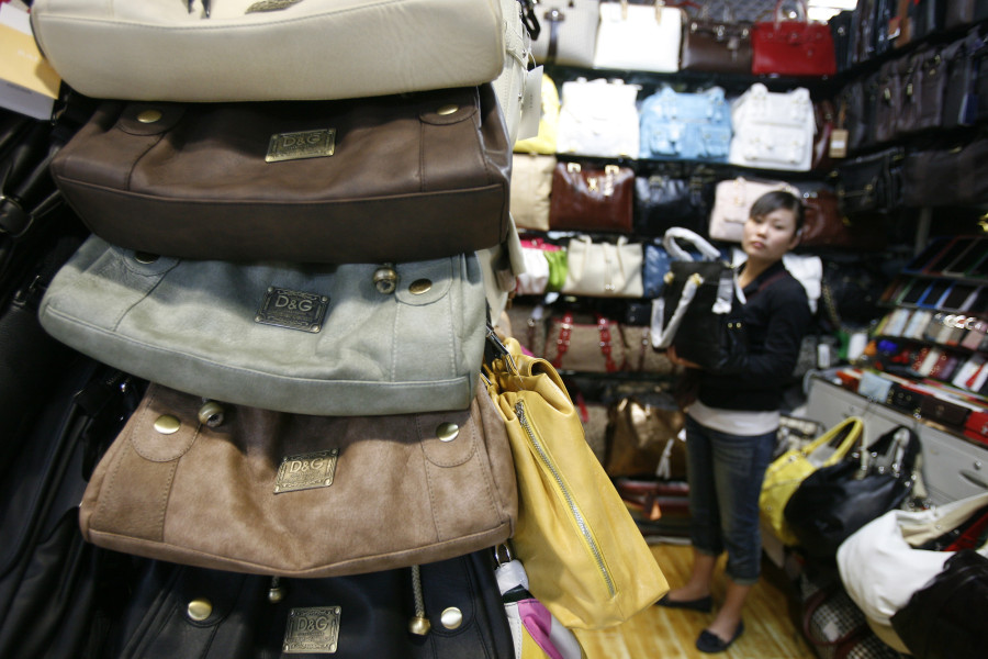 How to Rate Counterfeit Bags